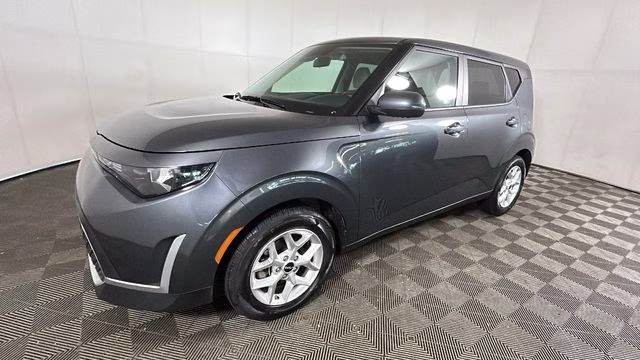 2024 Gravity Gray Kia Soul LX FWD Hatchback