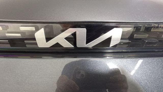 2024 Gravity Gray Kia Soul LX FWD Hatchback