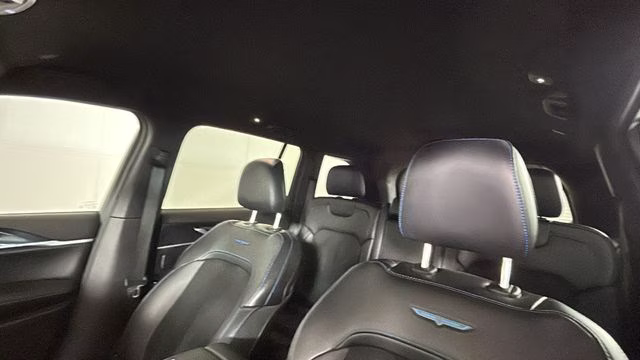 2022 Bright White Clearcoat Jeep Grand Cherokee Trailhawk 4xe 4X4 SUV