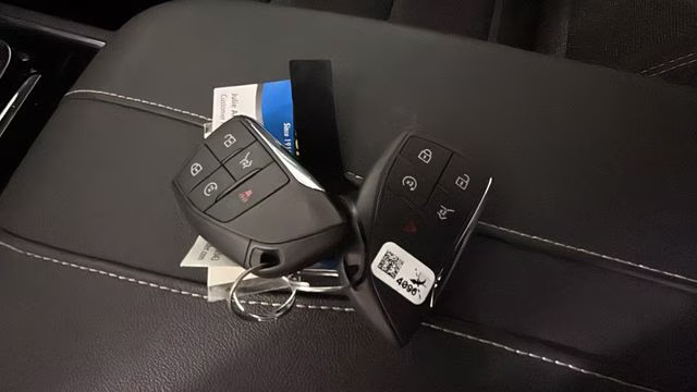 2024 Mosaic Black Metallic Chevrolet Traverse LS AWD SUV