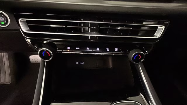 2024 Mosaic Black Metallic Chevrolet Traverse LS AWD SUV