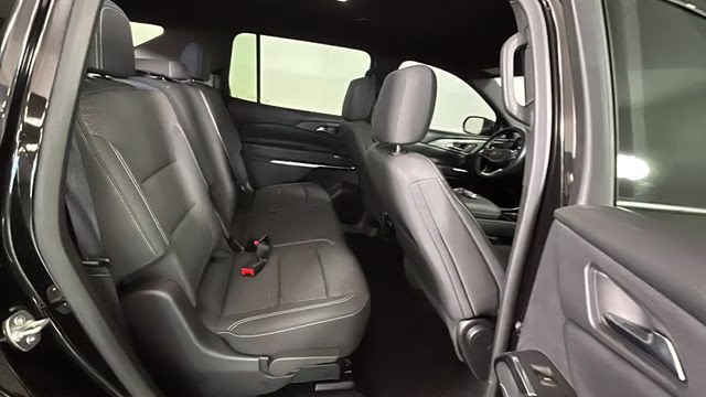 2024 Mosaic Black Metallic Chevrolet Traverse LS AWD SUV