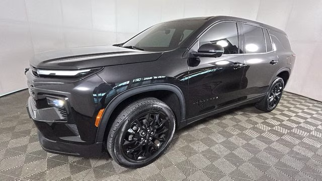 2024 Mosaic Black Metallic Chevrolet Traverse LS AWD SUV