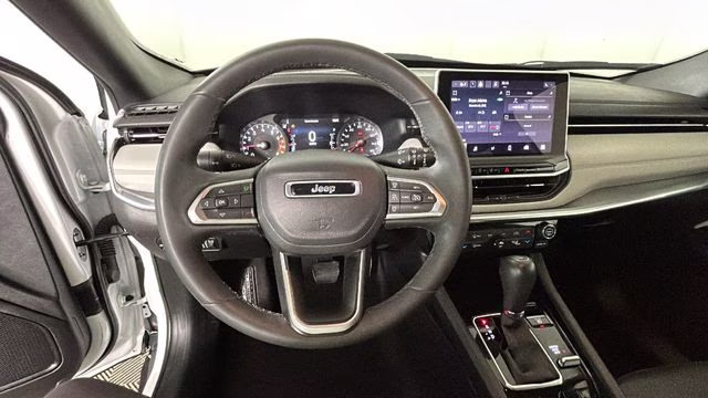 2023 Bright White Clearcoat Jeep Compass Limited 4X4 SUV