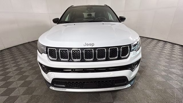 2023 Bright White Clearcoat Jeep Compass Limited 4X4 SUV