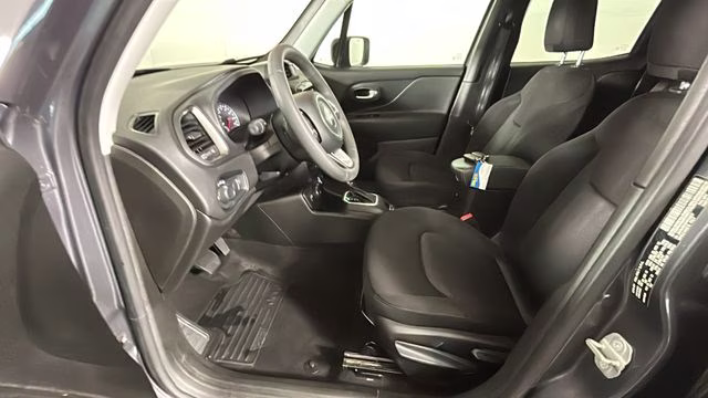 2023 Graphite Gray Jeep Renegade Latitude 4X4 SUV