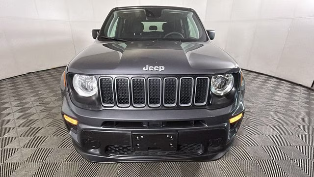 2023 Graphite Gray Jeep Renegade Latitude 4X4 SUV