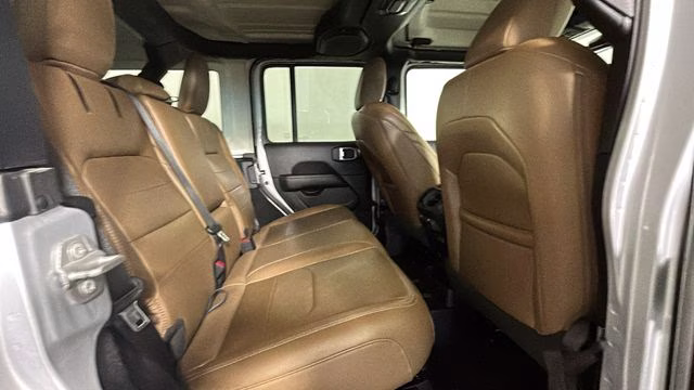 2023 Silver Zynith Clearcoat Jeep Wrangler Sahara 4xe 4X4 SUV