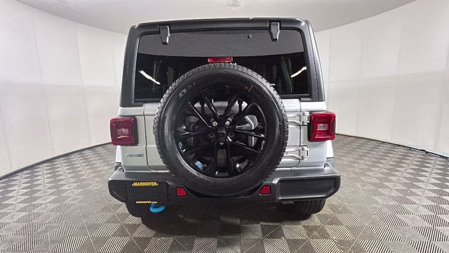 2023 Silver Zynith Clearcoat Jeep Wrangler Sahara 4xe 4X4 SUV