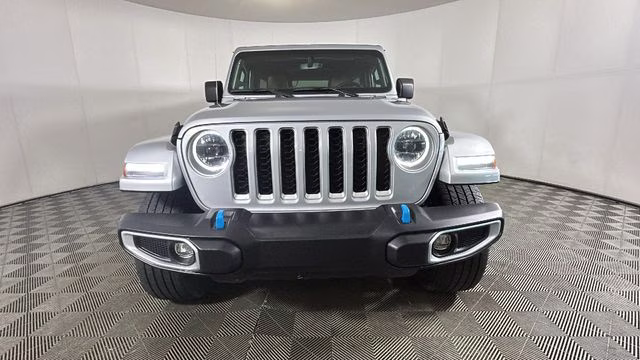2023 Silver Zynith Clearcoat Jeep Wrangler Sahara 4xe 4X4 SUV