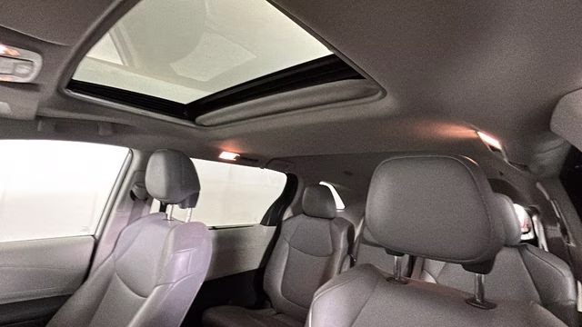 2021 Celestial Silver Metallic Toyota Sienna XLE FWD Van