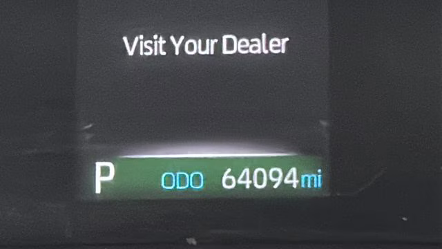 2021 Celestial Silver Metallic Toyota Sienna XLE FWD Van