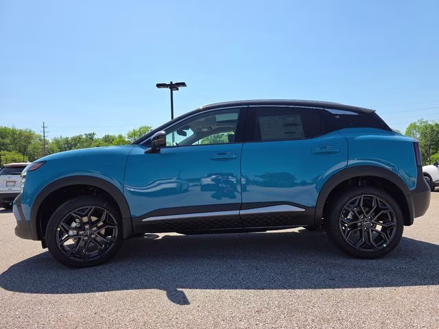 2026 Arctic Ice Blue/Black Nissan Kicks SR AWD SUV