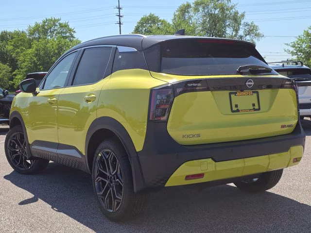 2026 Yuzu Yellow/Super Black Nissan Kicks SR AWD SUV