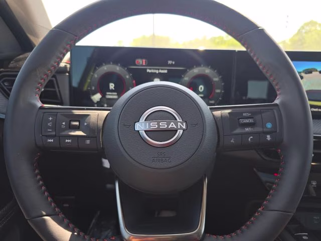 2026 Yuzu Yellow/Super Black Nissan Kicks SR AWD SUV
