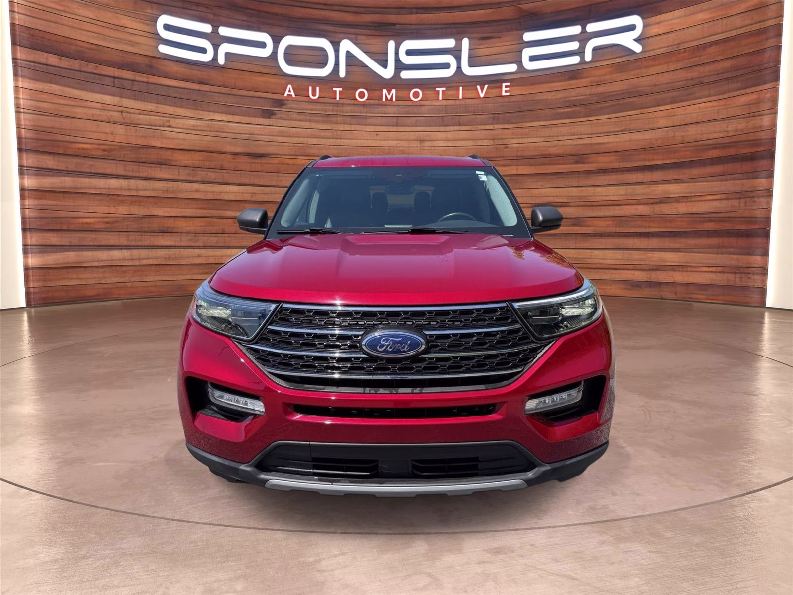 2023 Rapid Red Metallic Tinted Clearcoat Ford Explorer XLT 4X4 SUV