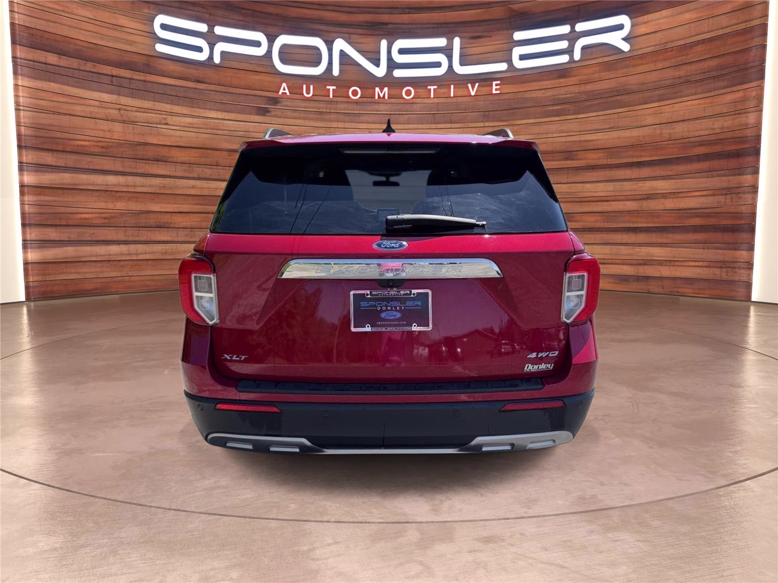 2023 Rapid Red Metallic Tinted Clearcoat Ford Explorer XLT 4X4 SUV
