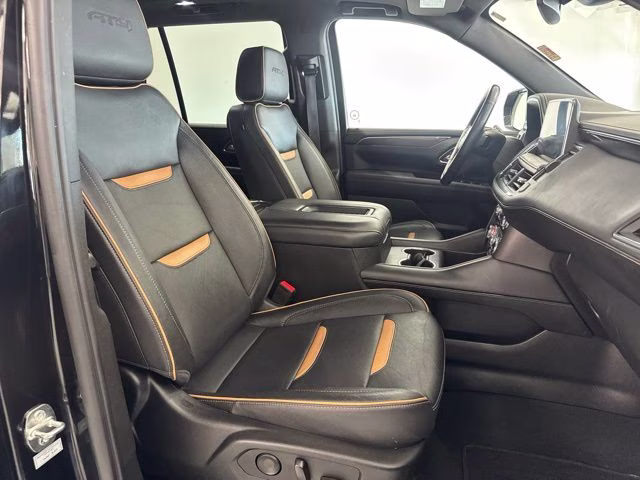 2023 Onyx Black GMC Yukon AT4 4X4 SUV