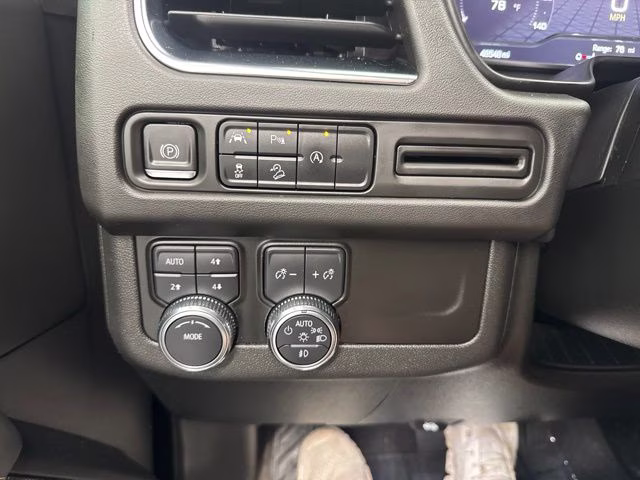 2023 Onyx Black GMC Yukon AT4 4X4 SUV