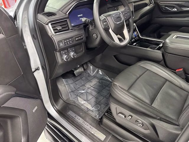 2024 Sterling Metallic GMC Yukon Denali 4X4 SUV