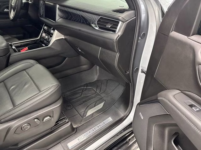 2024 Sterling Metallic GMC Yukon Denali 4X4 SUV