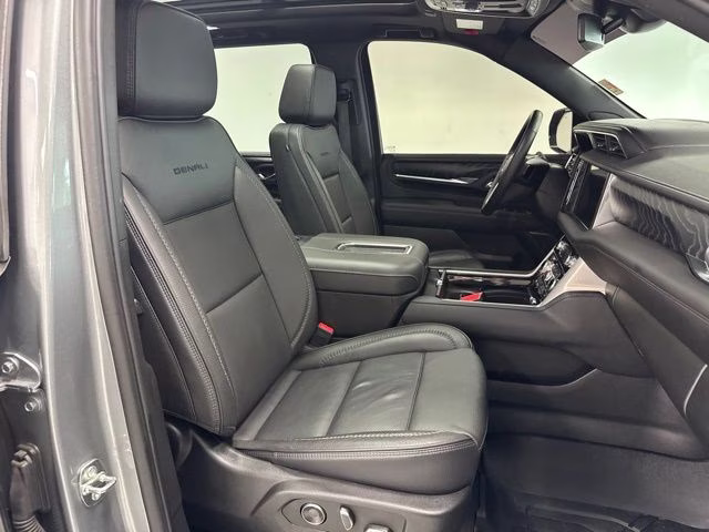 2024 Sterling Metallic GMC Yukon Denali 4X4 SUV