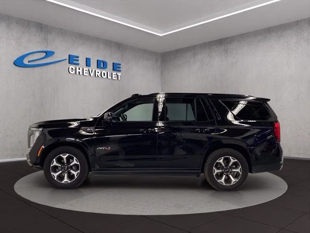 2025 Onyx Black GMC Yukon AT4 Ultimate 4X4 SUV