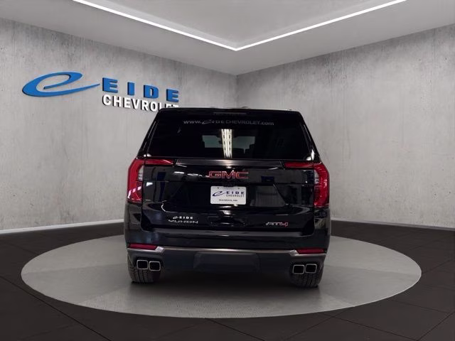 2025 Onyx Black GMC Yukon AT4 Ultimate 4X4 SUV