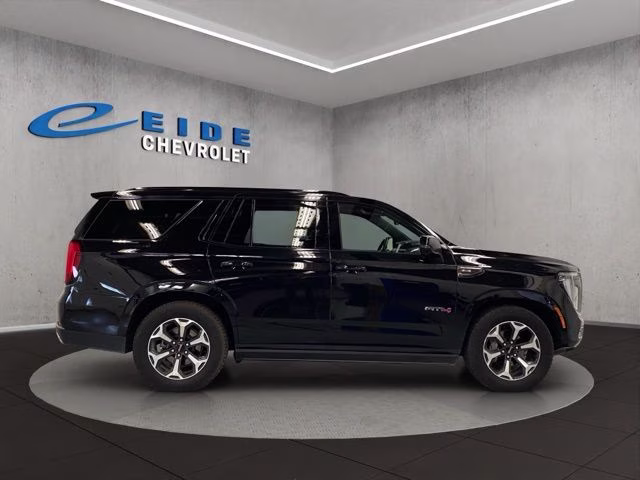 2025 Onyx Black GMC Yukon AT4 Ultimate 4X4 SUV
