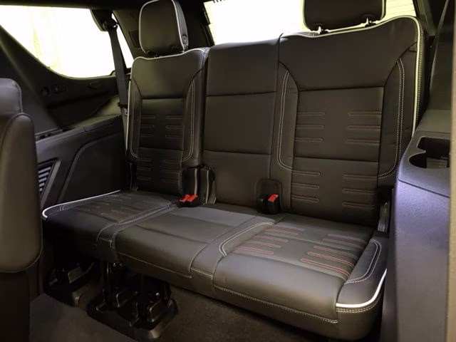 2025 Onyx Black GMC Yukon AT4 Ultimate 4X4 SUV
