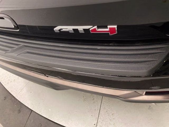 2025 Onyx Black GMC Yukon AT4 Ultimate 4X4 SUV