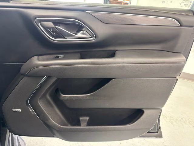 2023 Onyx Black GMC Yukon AT4 4X4 SUV