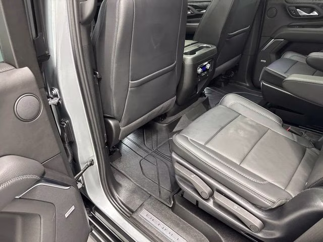 2024 Sterling Metallic GMC Yukon Denali 4X4 SUV