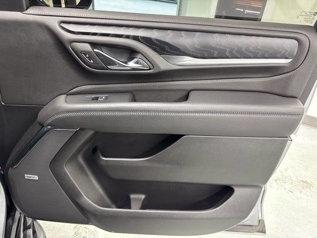 2024 Sterling Metallic GMC Yukon Denali 4X4 SUV