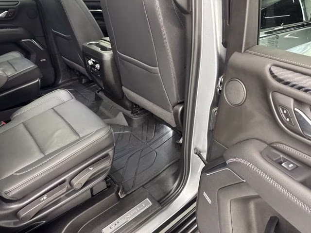 2024 Sterling Metallic GMC Yukon Denali 4X4 SUV