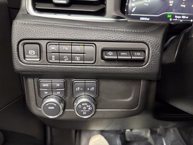 2024 Sterling Metallic GMC Yukon Denali 4X4 SUV