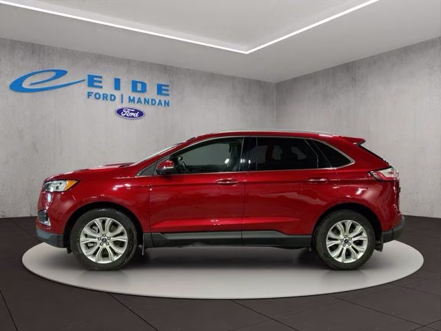 2021 Rapid Red Metallic Tinted Clearcoat Ford Edge Titanium AWD SUV