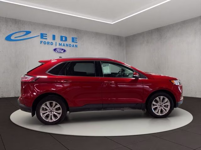 2021 Rapid Red Metallic Tinted Clearcoat Ford Edge Titanium AWD SUV