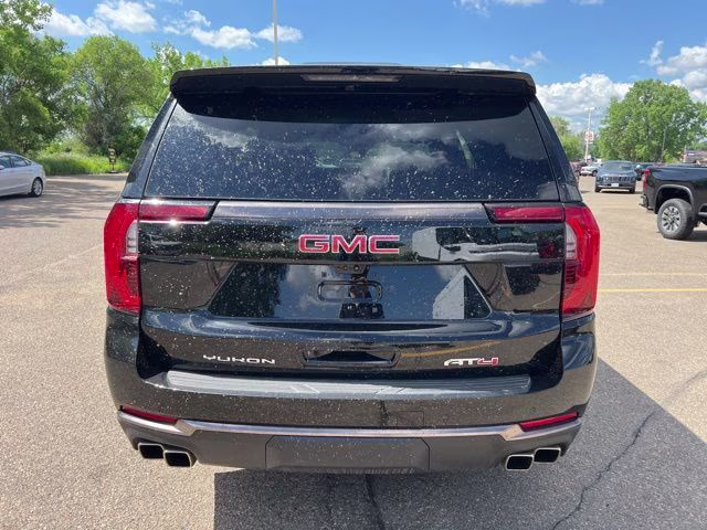 2025 Onyx Black GMC Yukon AT4 Ultimate 4X4 SUV