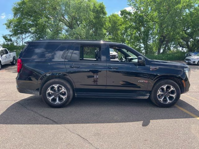 2025 Onyx Black GMC Yukon AT4 Ultimate 4X4 SUV