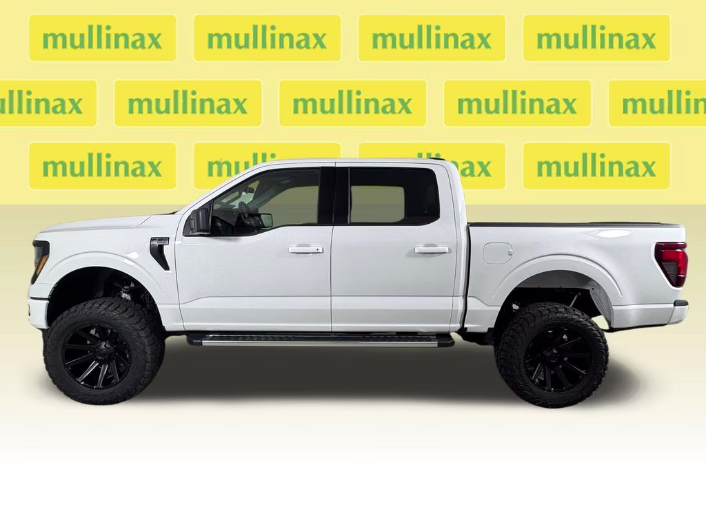 2025 Oxford White Ford F-150 XLT 4X4 Truck