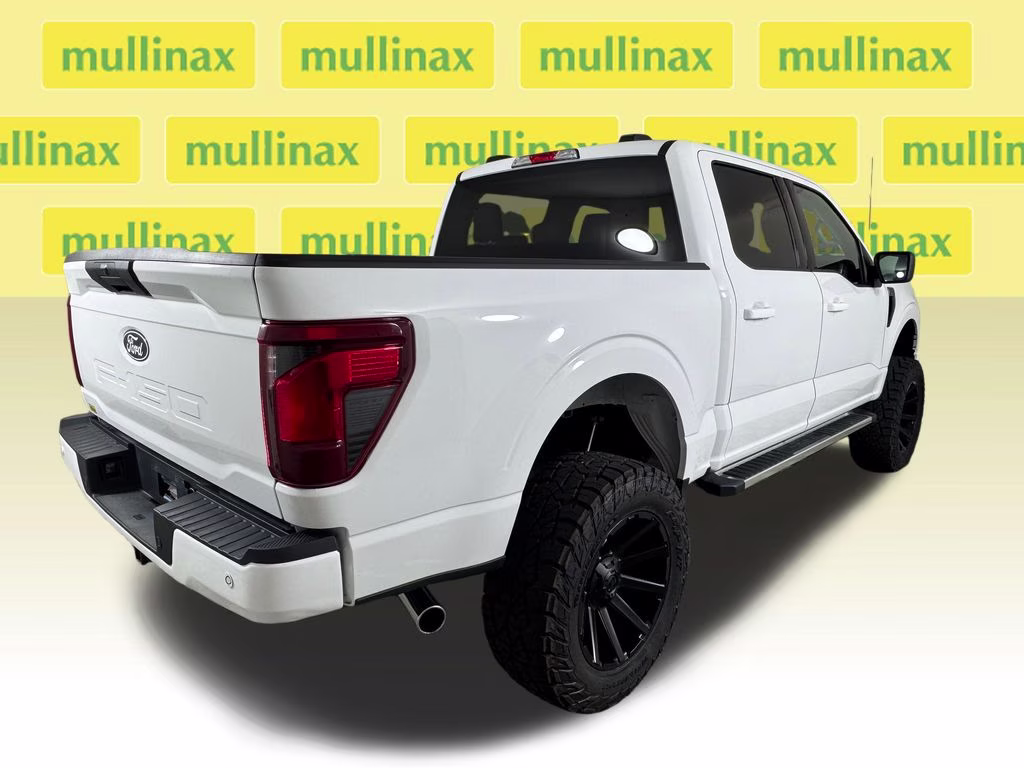 2025 Oxford White Ford F-150 XLT 4X4 Truck