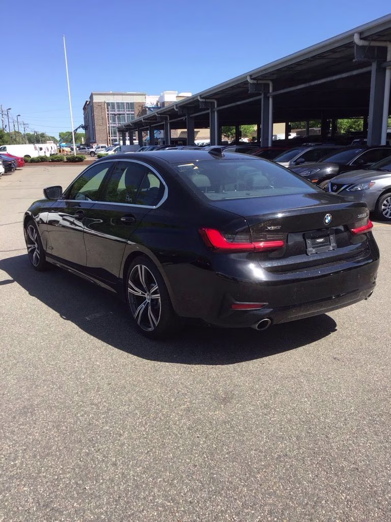 2021 Jet Black BMW 3 Series 330i xDrive AWD Sedan