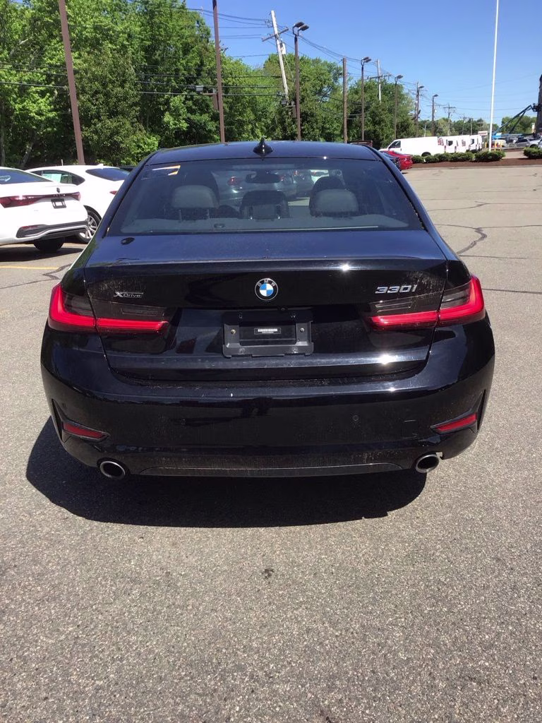 2021 Jet Black BMW 3 Series 330i xDrive AWD Sedan