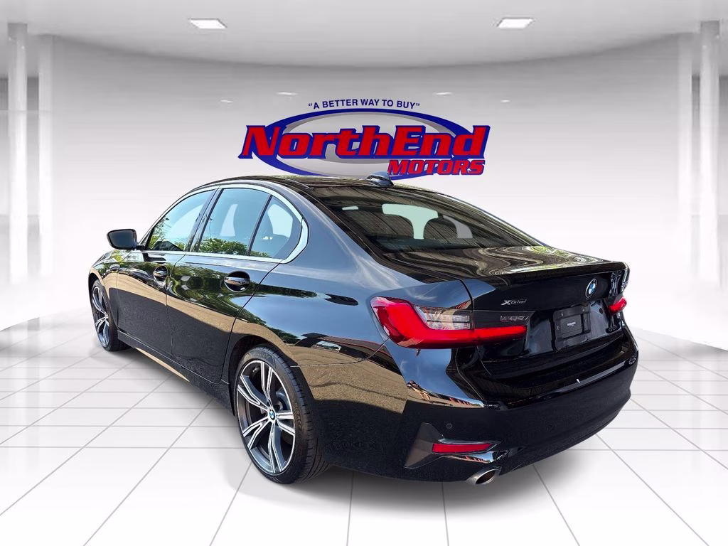 2021 Jet Black BMW 3 Series 330i xDrive AWD Sedan