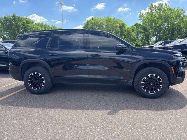 2025 Mosaic Black Metallic Chevrolet Traverse Z71 AWD SUV