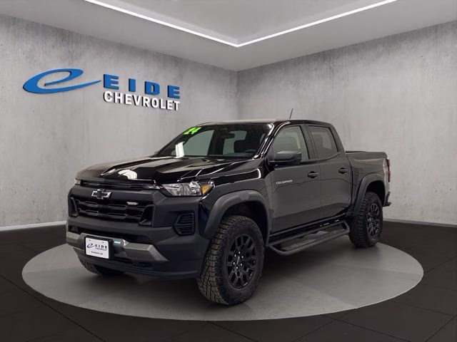 2024 Black Chevrolet Colorado Trail Boss 4X4 Truck