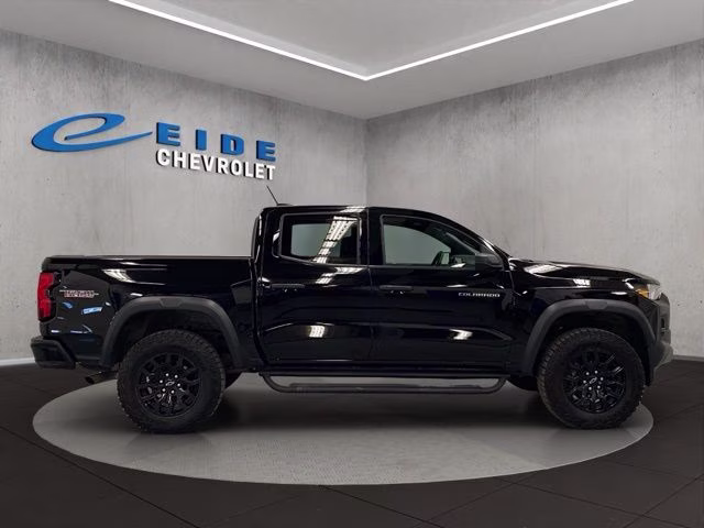 2024 Black Chevrolet Colorado Trail Boss 4X4 Truck