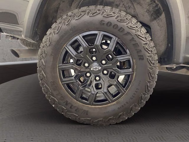 2024 Black Chevrolet Colorado Trail Boss 4X4 Truck