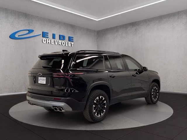 2025 Mosaic Black Metallic Chevrolet Traverse Z71 AWD SUV